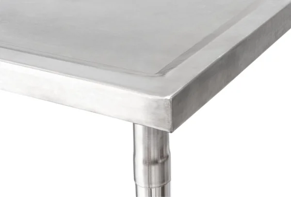 Mesa 1,50x0,70 Inox 304 com 01 cuba 50x40x25 com grade inferior Desmontada